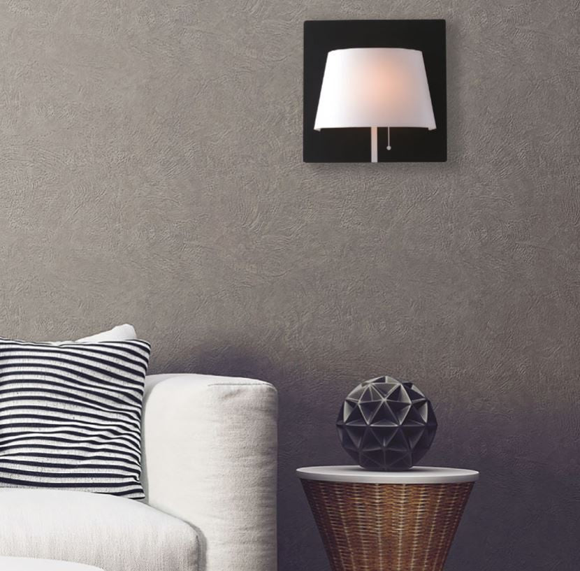 Applique LED in metallo bicolore bianco e nero con paralume in tessuto 6W 540lm 4000°k WHAROL Applique LED in metallo bicolore bianco e nero con paralume in tessuto 6W 540lm 4000°k WHAROL